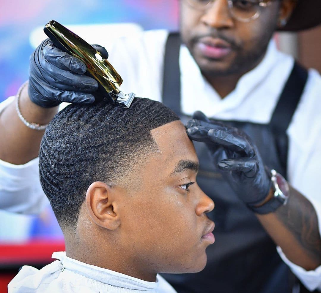 Royal Treatment - Classic Barber Mombasa